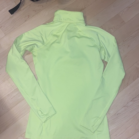 Neon Nike Pro dri-fit pullover - Picture 3 of 3